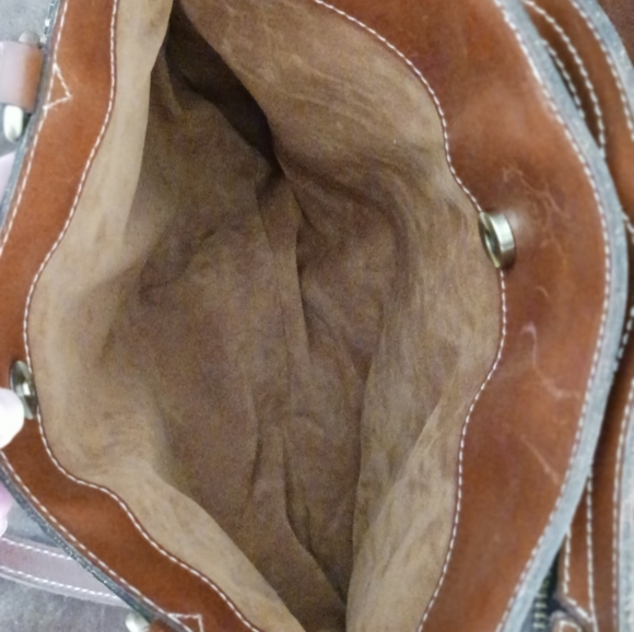 Patricia Nash Poppy Smooth Leather Shoulder Bag - Picture 7 of 15